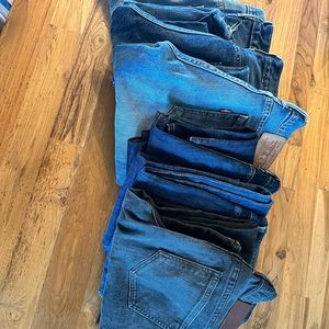Huge lot of 7 pair of womens jeans